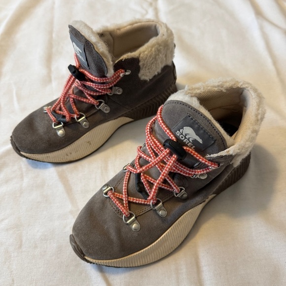 Sorel 5 Out N About III Conquest Ankle Boots ~ Waterproof Outdoor Hiking - Picture 4 of 9